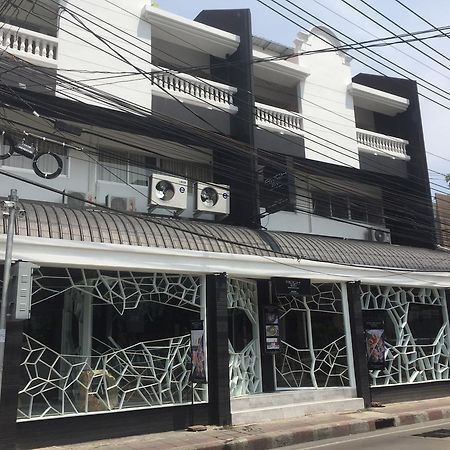 Rock Hotel Bangkok Exterior foto